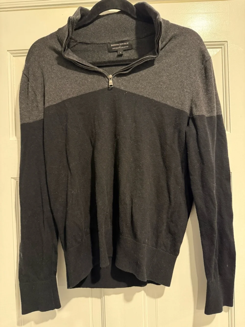 Banana Republic Luxe‎ Sweater - Black & Charcoal size Small